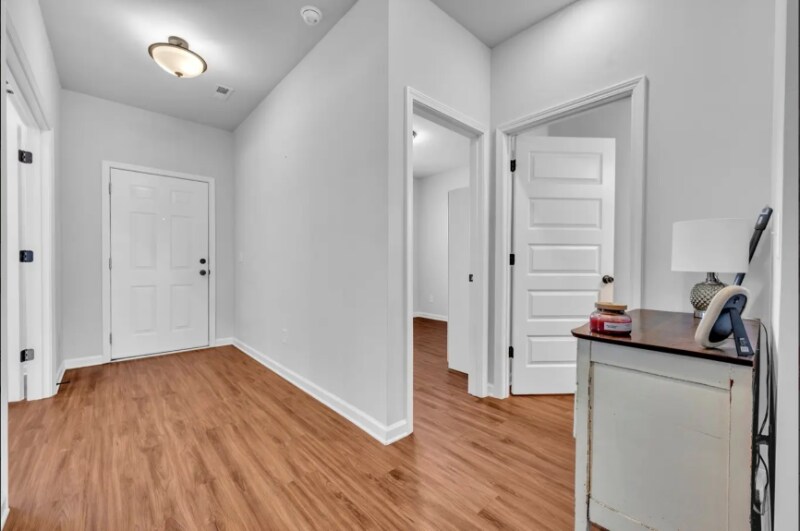 Building Photo - 13905 Hickory Brk Rd