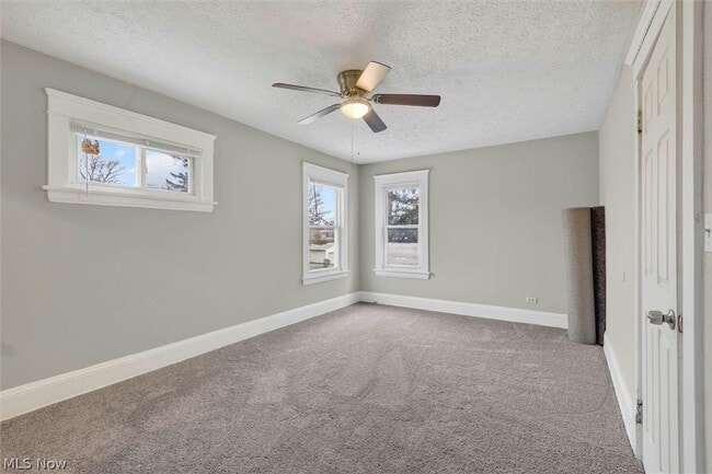 Building Photo - 12912 Maplerow Ave