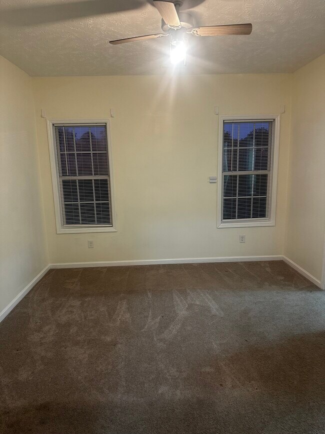 Building Photo - 110 Mingo Dr