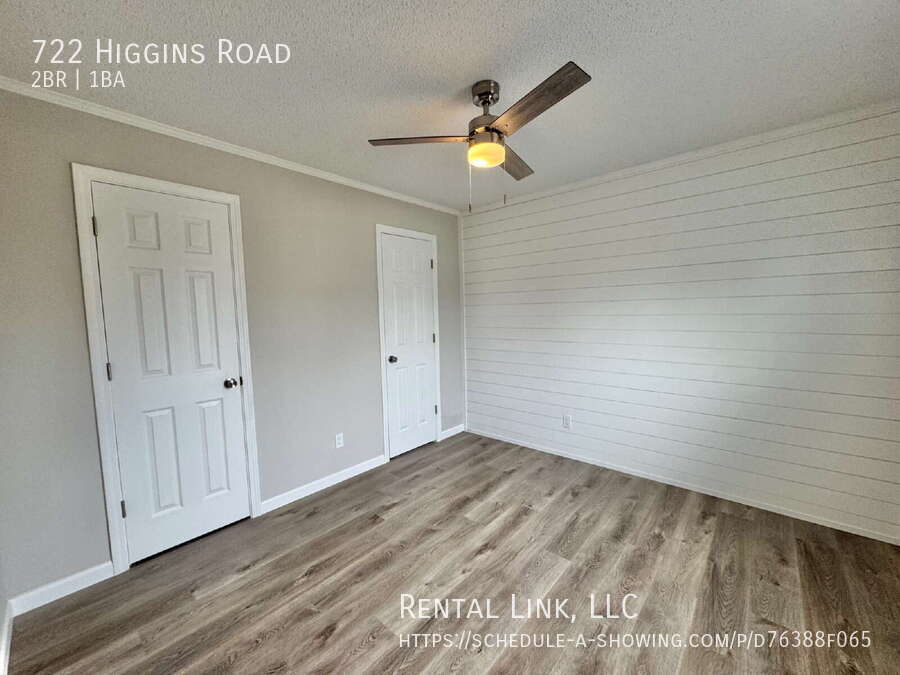 Building Photo - 722 Higgins Rd