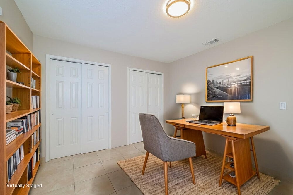 Building Photo - 3263 Fairfield Dr