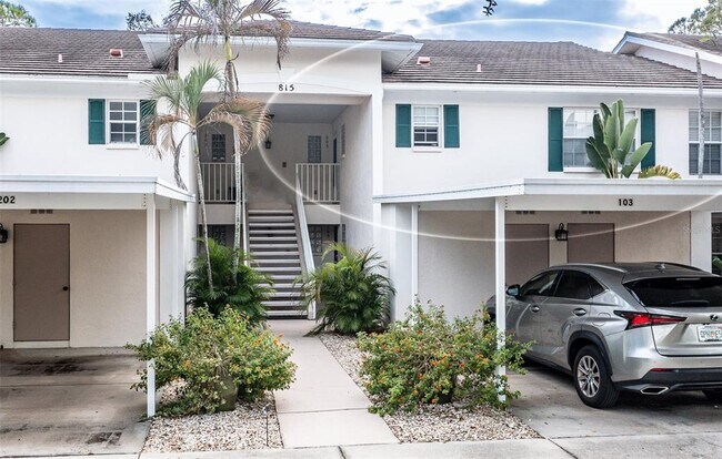 Building Photo - 815 Montrose Dr