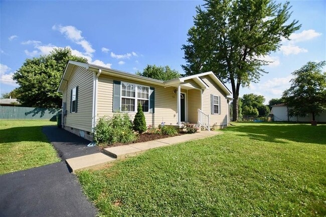 Building Photo - Beautiful 3 Bed, 2 Bath Home, Convenient Location, Close to Fort Knox