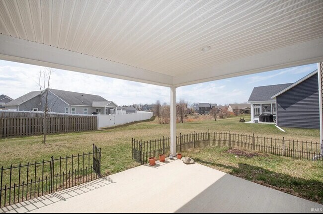 Building Photo - 2855 Needletail Dr