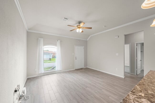 Building Photo - 4801 Wenda St