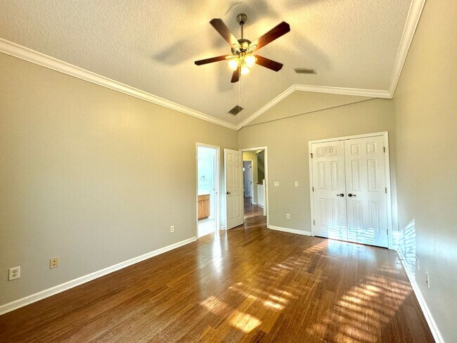Building Photo - Coastal Charm: Luxurious 4-Bedroom Home in Gated Community Near the Intracoastal