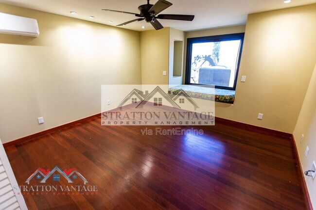 Building Photo - 39614 N 7th St