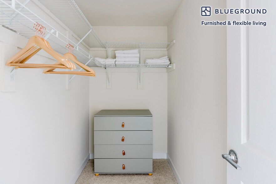 Building Photo - 2500 Clarendon Blvd