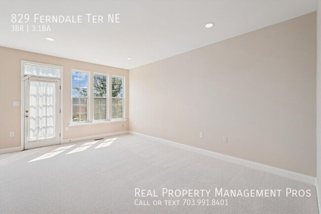 Building Photo - 829 Ferndale Terrace NE
