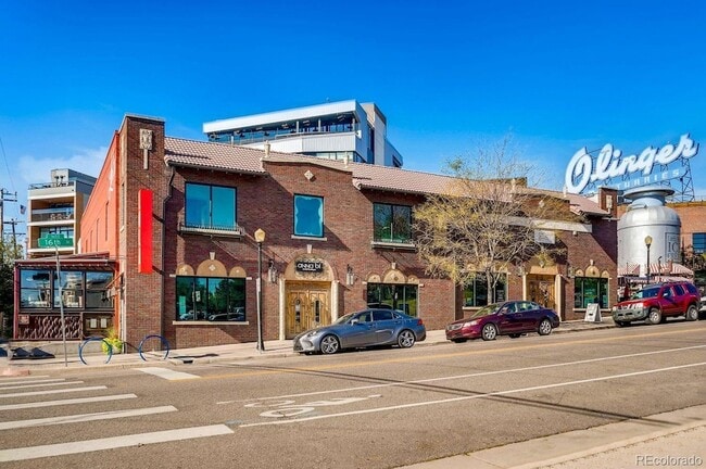 Building Photo - 2915 Umatilla St