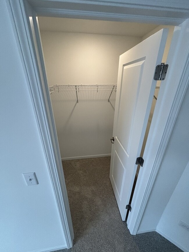 Building Photo - 7707 Nightshade Ln