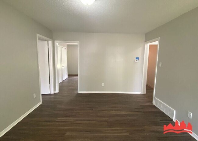 Building Photo - 3645 Carroll Dr