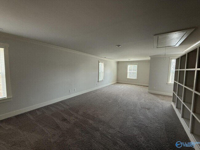 Building Photo - 22 Desert Oak Ct SW