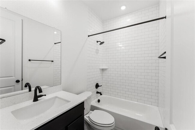 Building Photo - 29751 Burcreek Ln