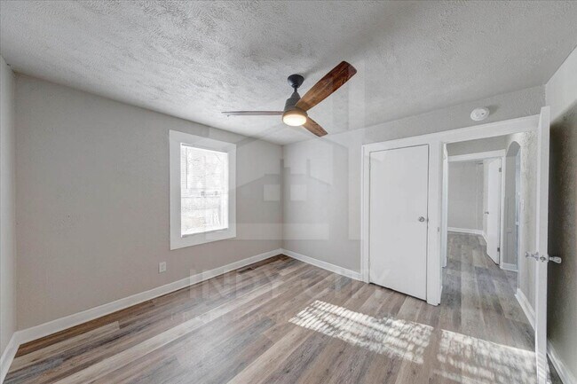 Building Photo - 3639 N Emerson Ave