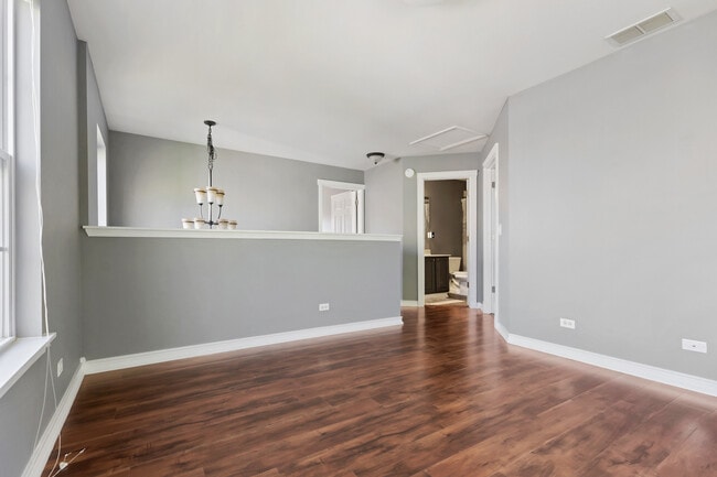 Building Photo - 2260 Hudson Cir