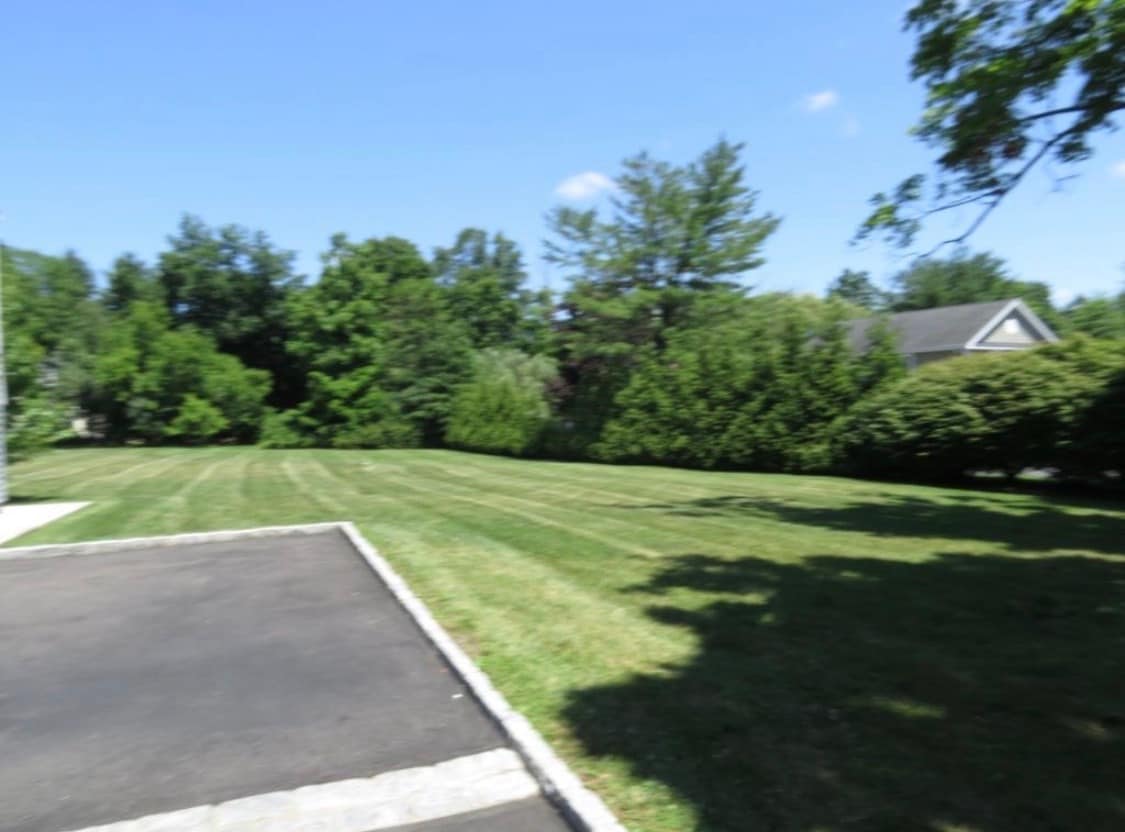 Building Photo - 125 Bowman Dr