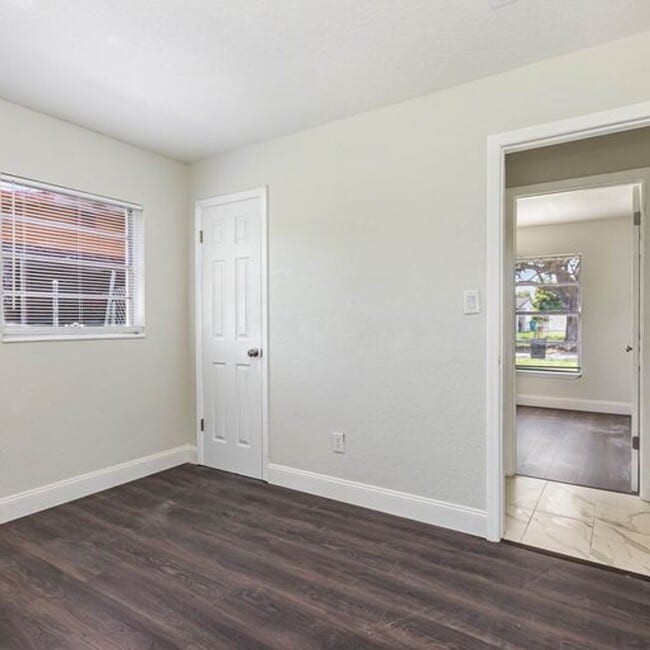 Building Photo - Just Listed - 3 Bedroom Home in Richmond H...