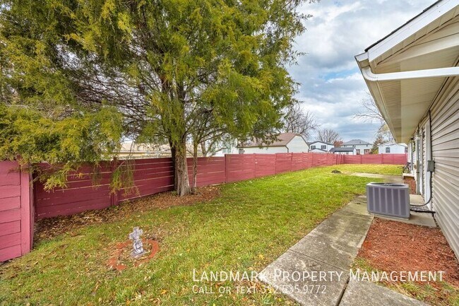 Building Photo - 654 Cambridge Ave