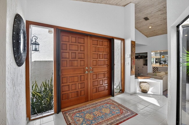 Building Photo - 22519 Esplanada Cir