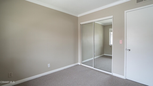 Building Photo - 1161 Landsburn Cir