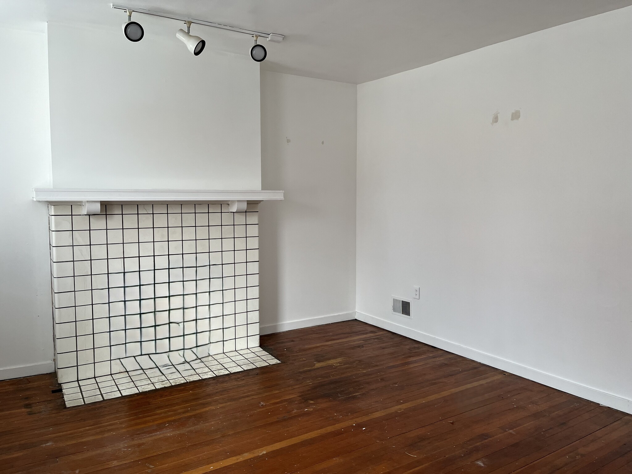 Master Bedroom Faux Fireplace - 2334 E Carson St