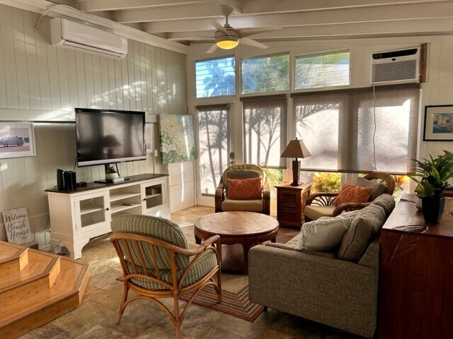 Entertainment Area - 68 -287 Crozier Loop