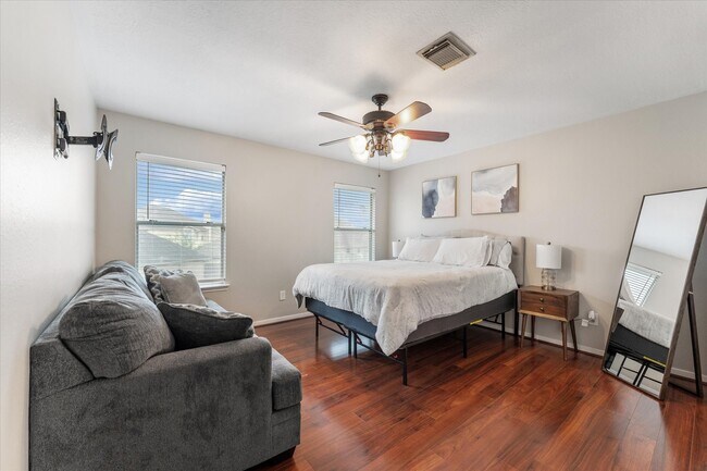 Building Photo - 4318 Raintree Ct