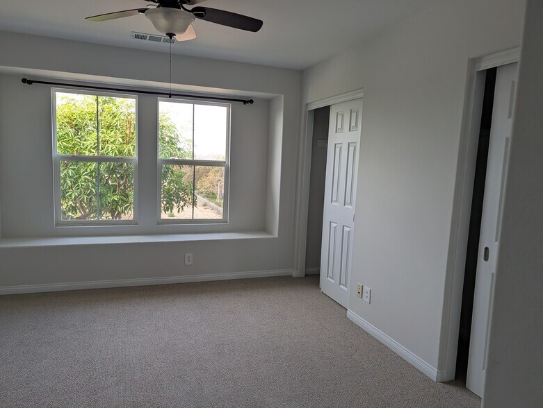 Building Photo - 1423 Abelia