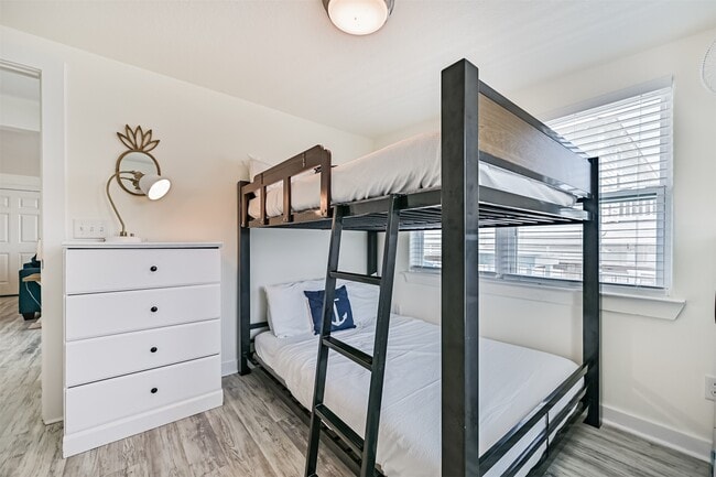 Building Photo - 3806 Concho Key