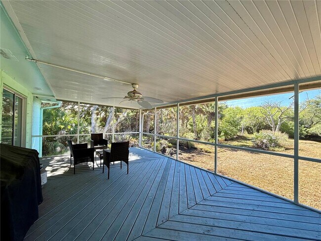 Building Photo - 2226 S Daytona Ave