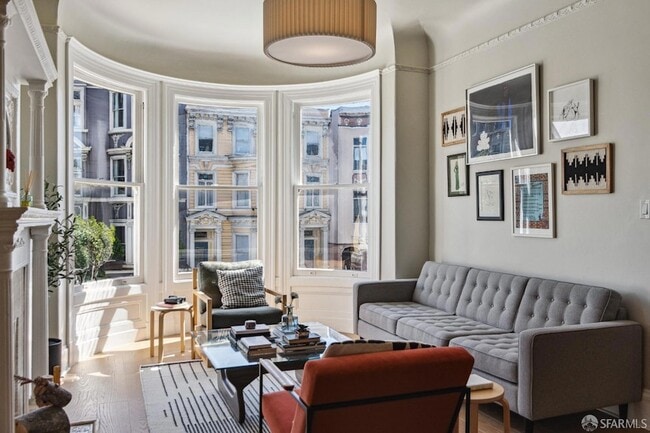 Building Photo - 2856 Sacramento St