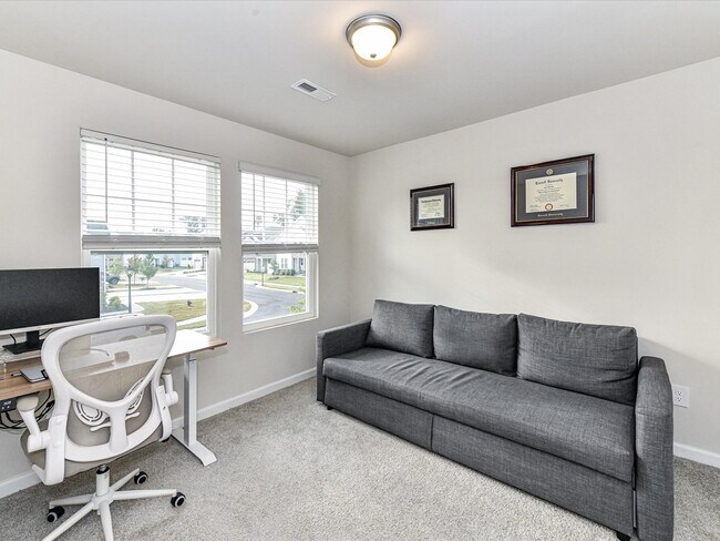 Building Photo - 5661 De Vere Dr