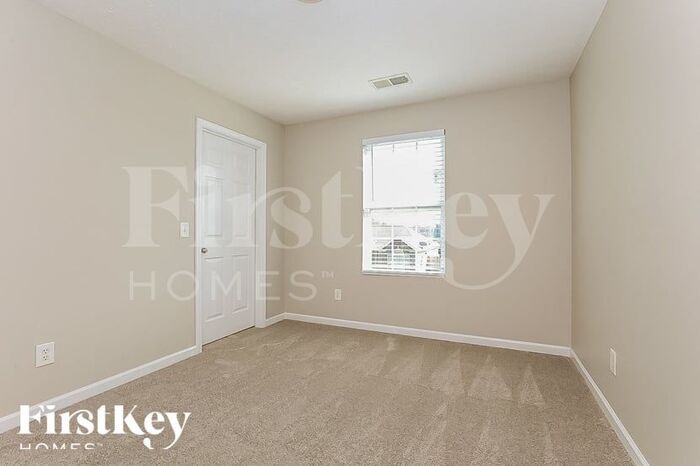 Building Photo - 115 Pierre Pl