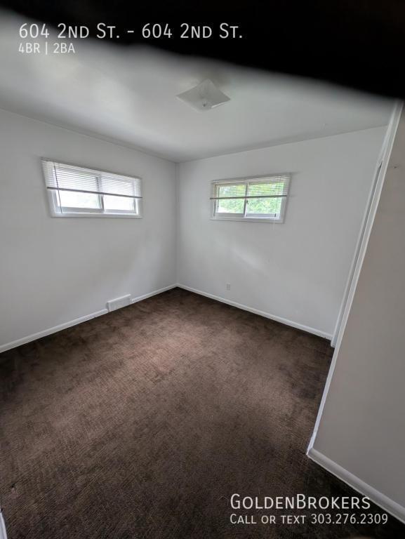 Building Photo - 604 2nd St