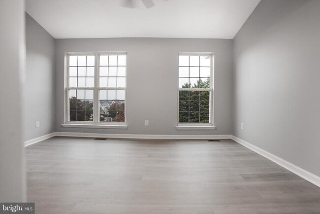 Building Photo - 12765 Fair Crest Ct