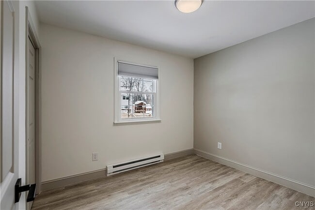 Building Photo - 57 Beechwood Rd