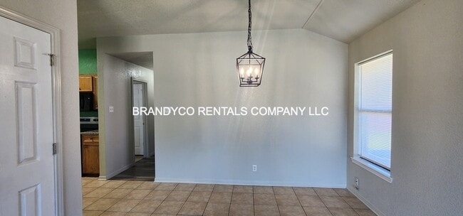 Building Photo - 5124 Daybreak Dr