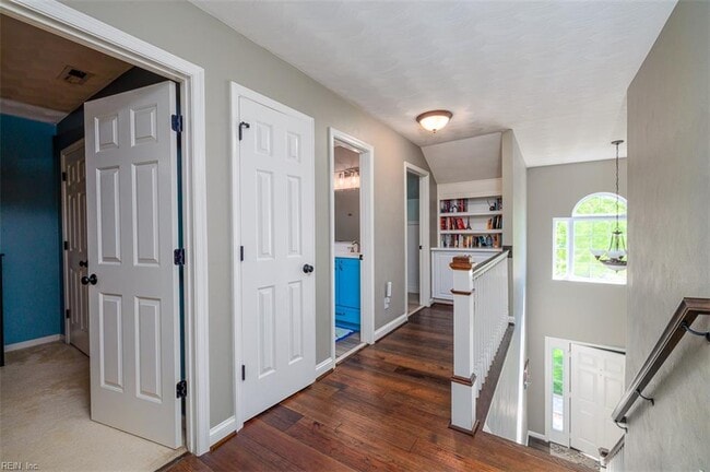Building Photo - 1500 Ashburn Ct