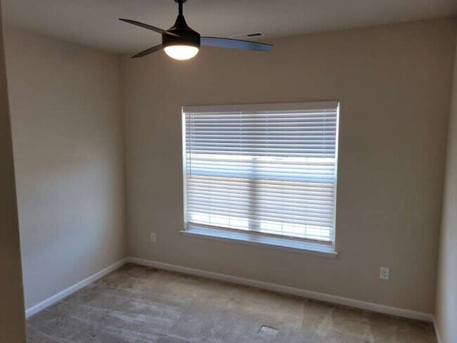 Building Photo - 509 Ackerman Ln
