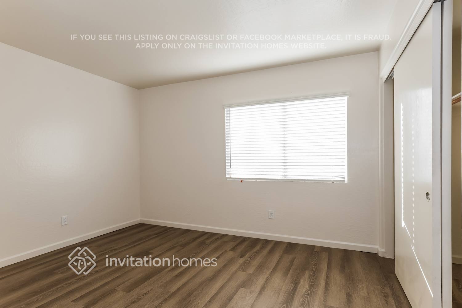 Building Photo - 4210 N 113th Dr