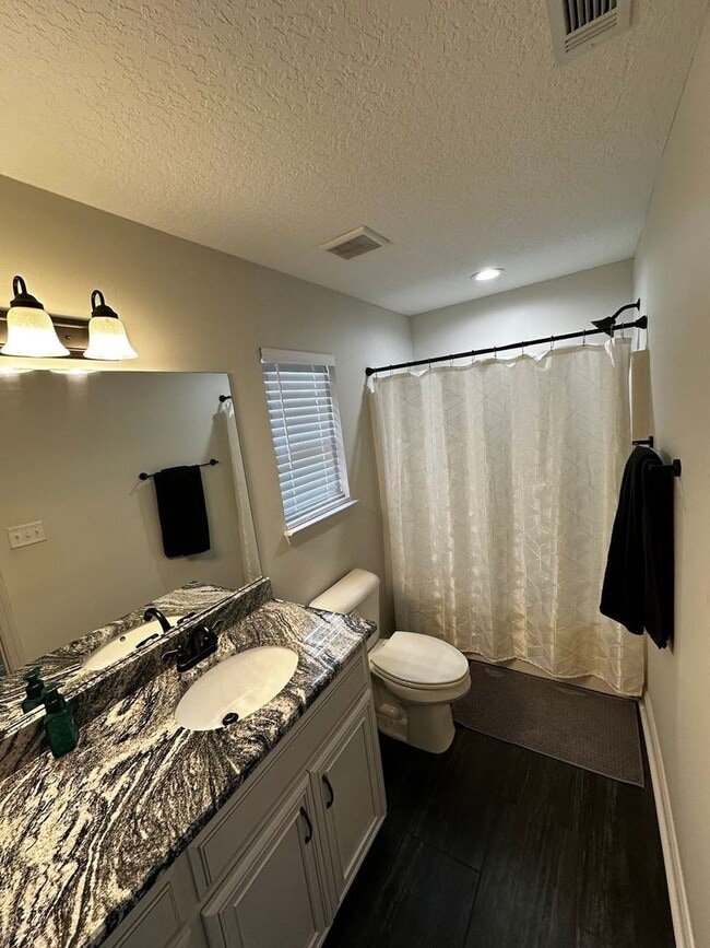 Building Photo - 5775 Shasta Pines Way