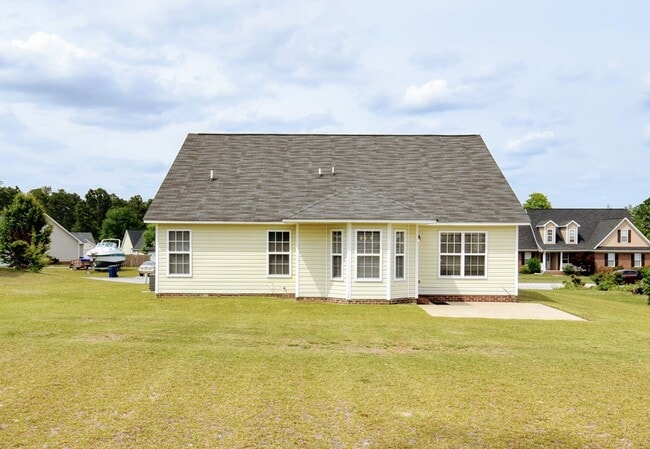 Building Photo - 127 Bluewater Drive