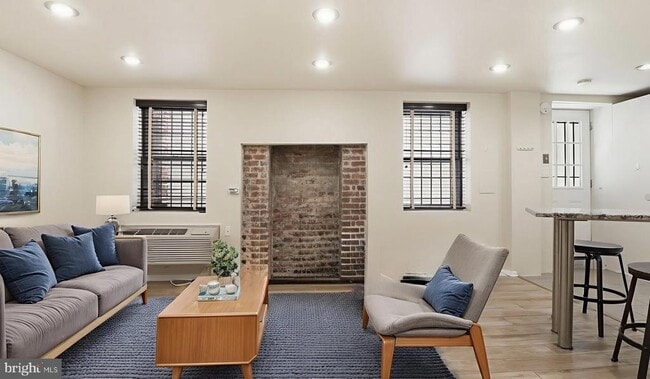 Building Photo - 1450 Harvard St NW