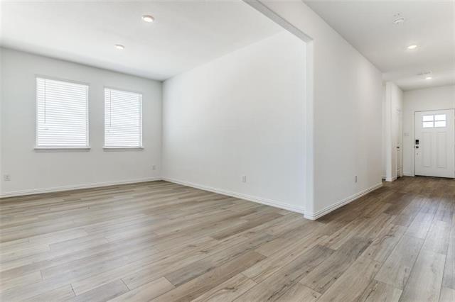 Building Photo - 1213 Blue Spg Dr