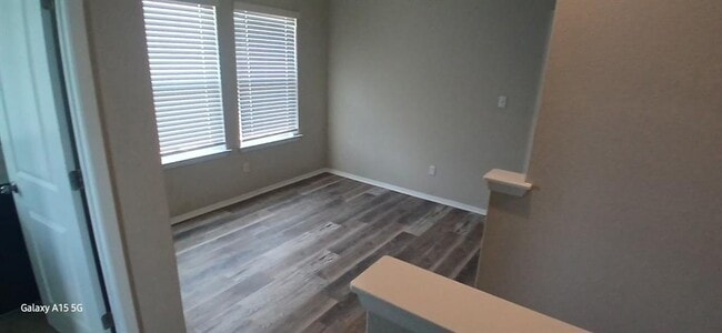 Building Photo - 195 Living Reef Dr
