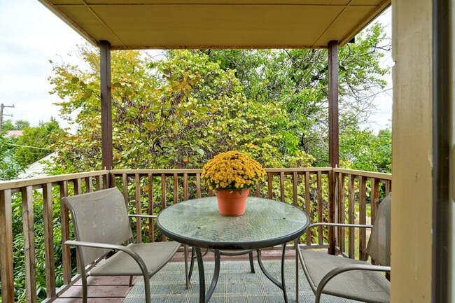 Building Photo - Updated 2 Bed 1 Bath in NW OKC