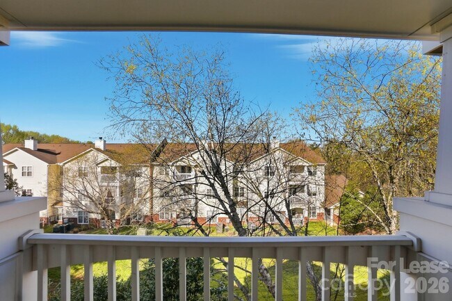 Building Photo - 17122 Red Feather Dr