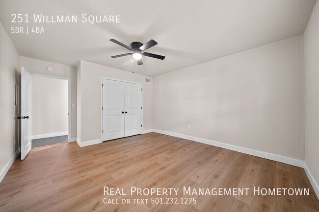 Building Photo - 251 Willman Square