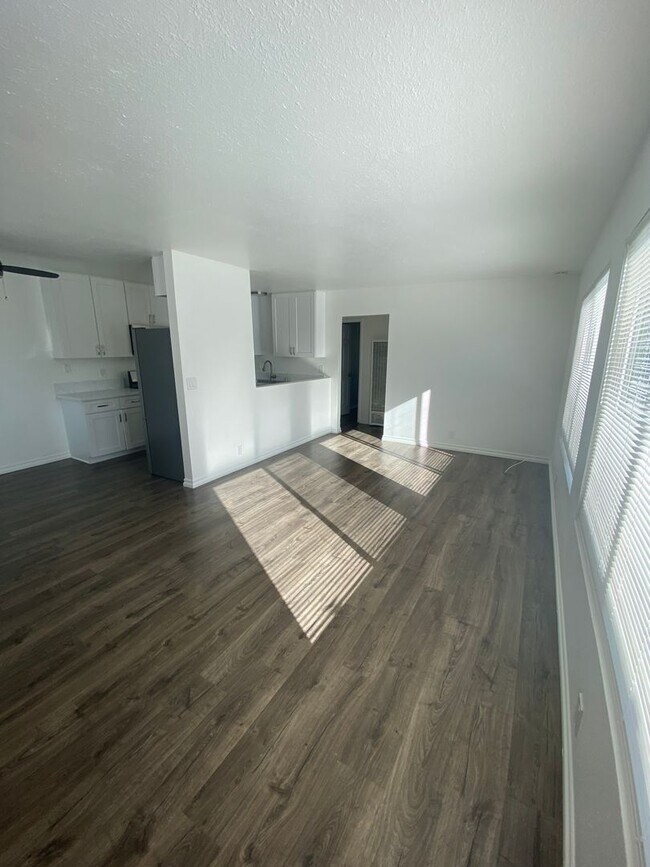 Building Photo - 34102 La Serena Dr